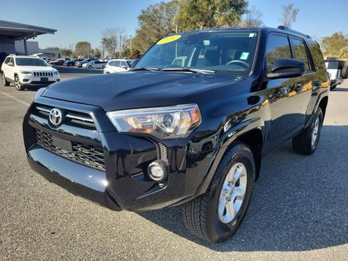 Used 2024 Toyota 4Runner SR5 image 14