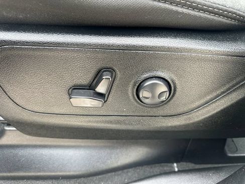 Used 2023 RAM 1500 Big Horn AWD/4WD image 26