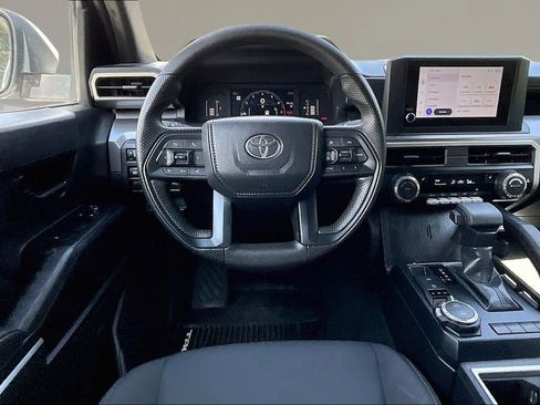 Used 2024 Toyota Tacoma SR5 AWD/4WD image 9