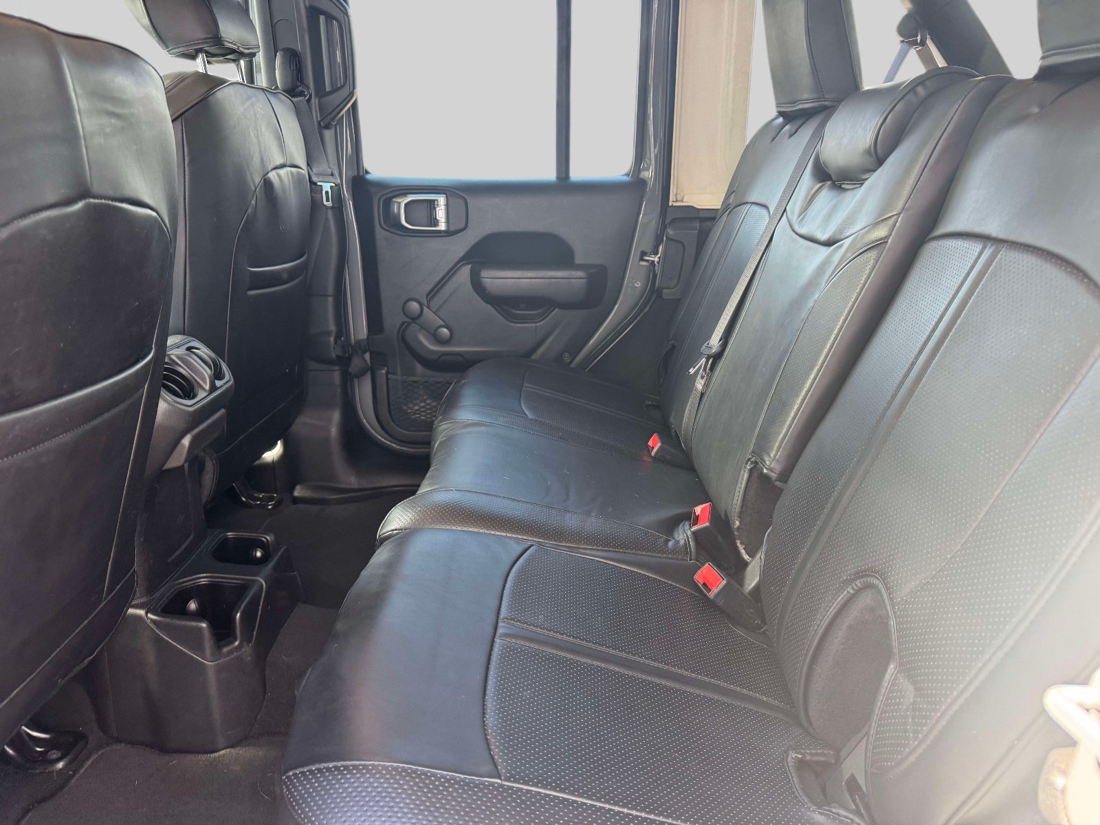 Used 2022 Jeep Wrangler Unlimited Sport AWD/4WD image 14