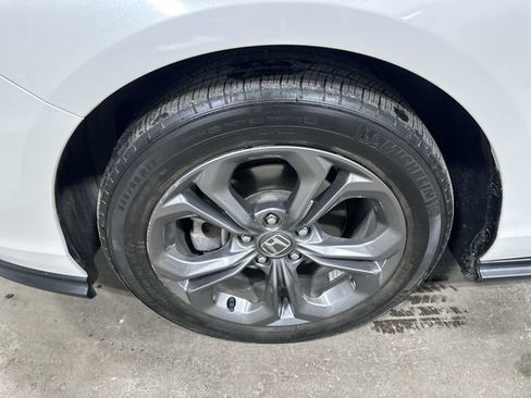 Used 2024 Honda Accord EX image 23