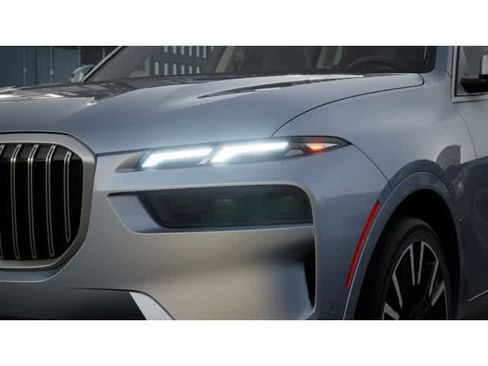 New 2026 BMW X7 xDrive40i w/ Premium Package image 6