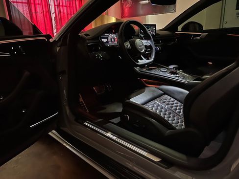 Used 2019 Audi RS 5 w/ Black Optic Carbon Package image 23