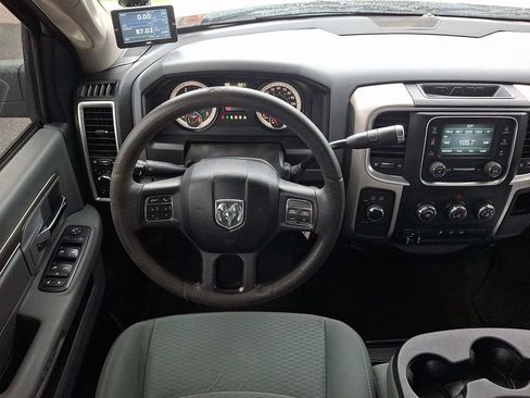 Used 2017 RAM 2500 SLT AWD/4WD image 13