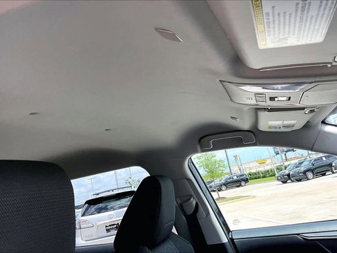 Used 2025 Toyota RAV4 XLE image 14