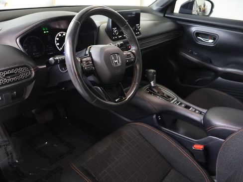 Used 2024 Honda HR-V Sport image 18