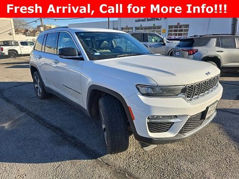 Used 2023 Jeep Grand Cherokee Limited image 1