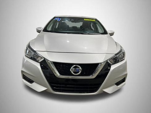 Used 2021 Nissan Versa SV image 8