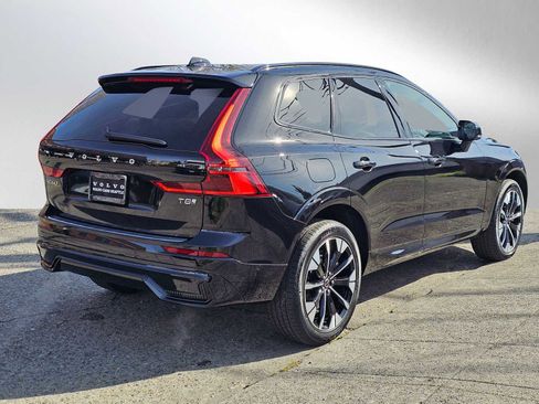 New 2026 Volvo XC60 T8 Plus w/ Protection Package Premier AWD/4WD image 3