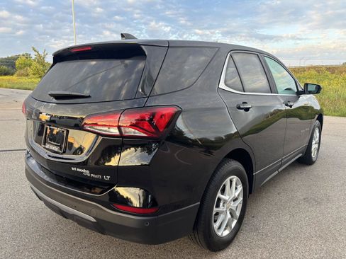 Used 2024 Chevrolet Equinox LT w/ LPO, Floor Liner Package AWD/4WD image 5