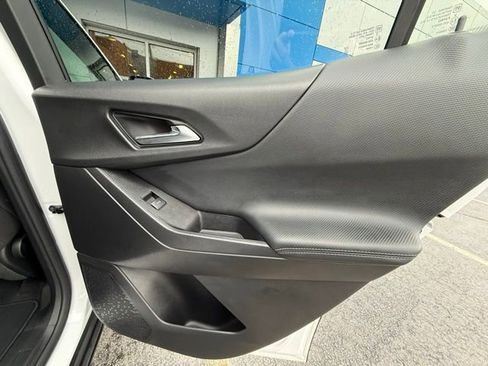 Used 2026 Chevrolet Equinox LT image 17
