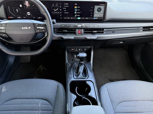 Certified 2025 Kia K4 EX FWD image 9