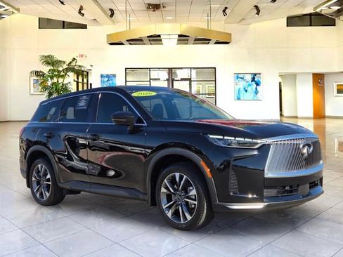 Certified 2026 INFINITI QX60 Pure w/ Cargo Package AWD/4WD image 3