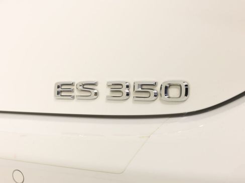 Used 2023 Lexus ES 350 F Sport w/ Accessory Package (Z2) FWD image 15