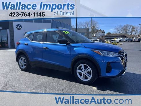 Used 2024 Nissan Kicks S image 1