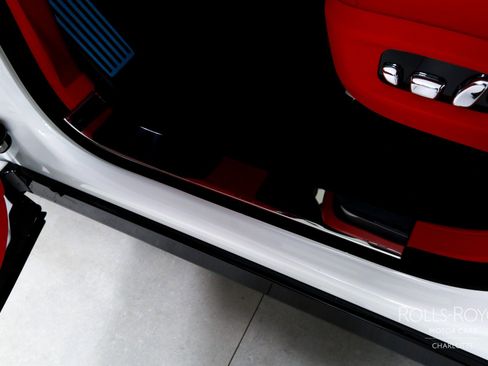 New 2026 Rolls-Royce Cullinan image 17