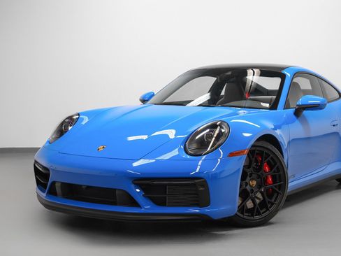 Certified 2022 Porsche 911 Carrera GTS RWD image 7