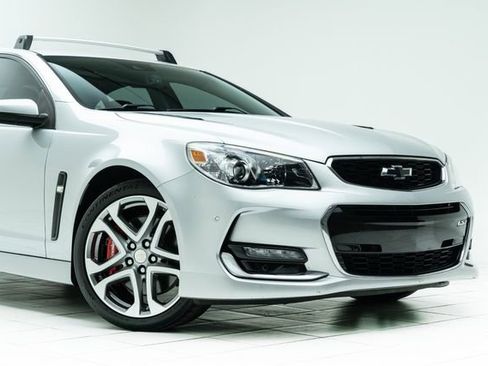 Used 2017 Chevrolet SS image 4