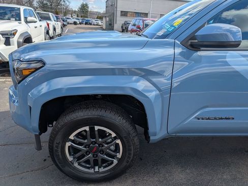 Certified 2026 Toyota Tacoma TRD Sport AWD/4WD image 2