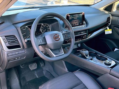 New 2026 Nissan Rogue Rock Creek image 8