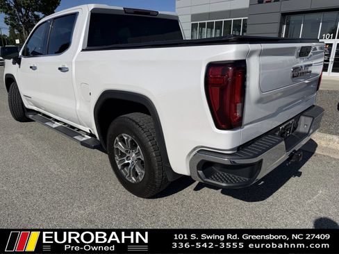 Used 2021 GMC Sierra 1500 SLT RWD image 3