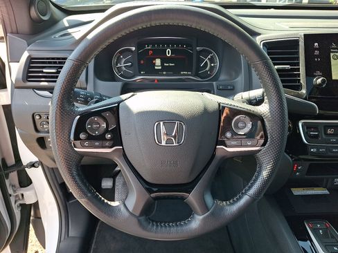 Used 2023 Honda Passport Elite image 19