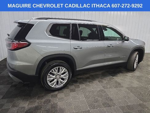 Used 2024 GMC Acadia Elevation w/ Luxury Package AWD/4WD image 3