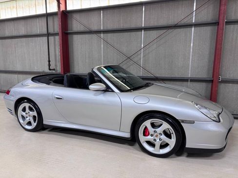 Used 2004 Porsche 911 Carrera 4S AWD/4WD image 40
