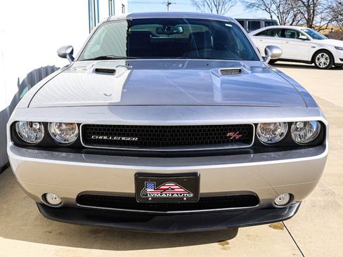 Used 2013 Dodge Challenger R/T Plus RWD image 8