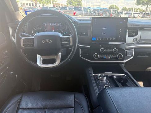Certified 2024 Ford Expedition XLT AWD/4WD image 12
