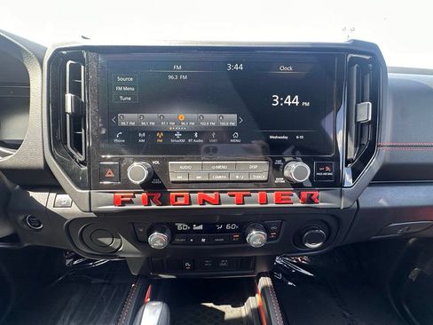 Certified 2025 Nissan Frontier Pro-X RWD image 18