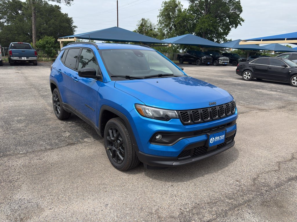 New 2026 Jeep Compass Latitude AWD/4WD image 3
