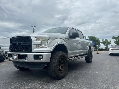 Used 2015 Ford F150 XLT w/ Equipment Group 302A Luxury RWD image 8
