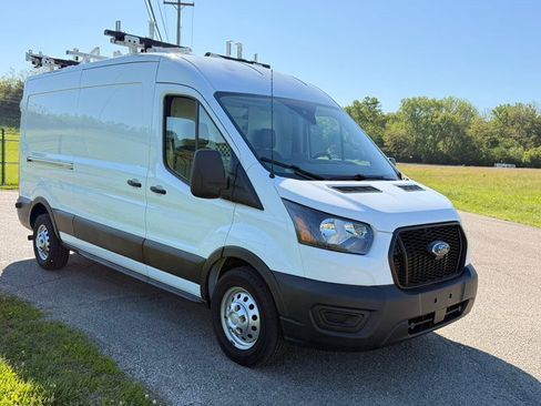 Used 2021 Ford Transit 250 Medium Roof AWD image 6