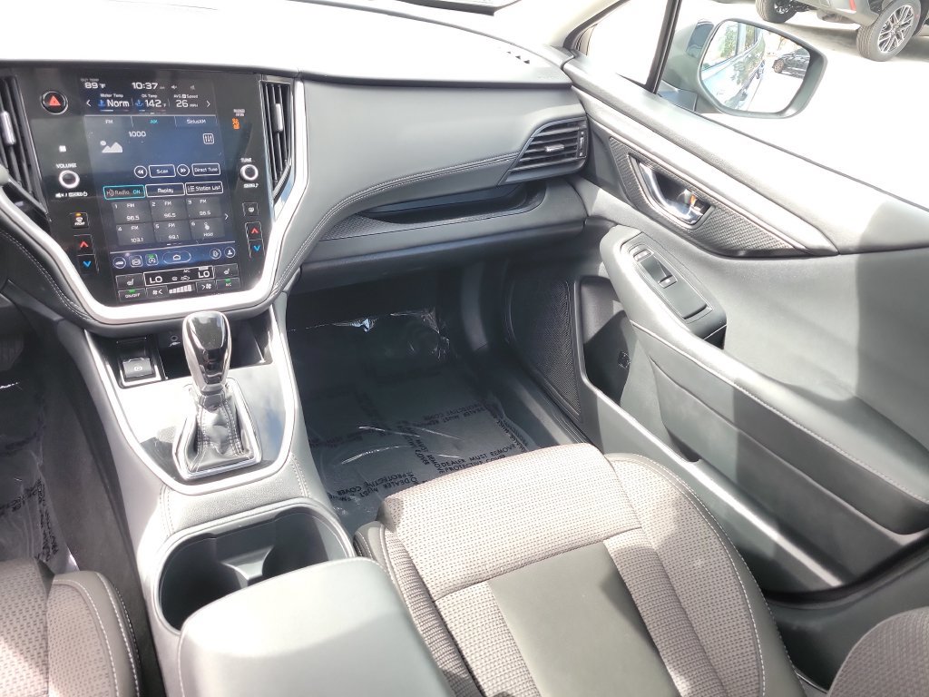 Used 2025 Subaru Outback Premium AWD/4WD image 28