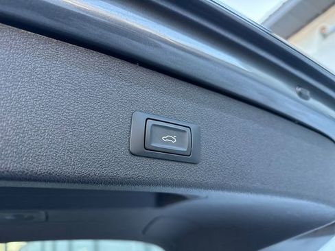 Used 2016 Audi Q5 2.0T Premium Plus w/ Technology Package image 29