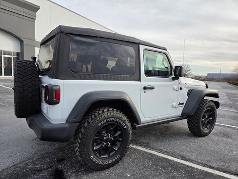 Used 2021 Jeep Wrangler Sport image 7