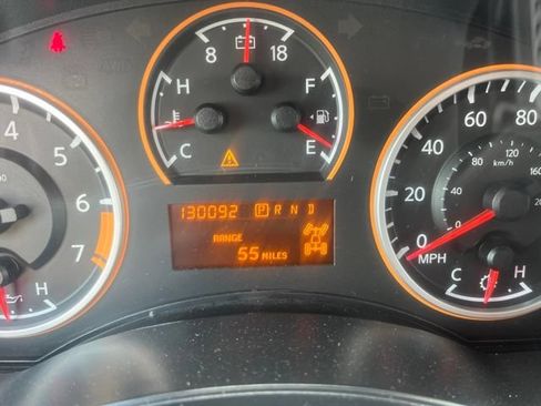 Used 2015 Nissan Armada SV AWD/4WD image 15
