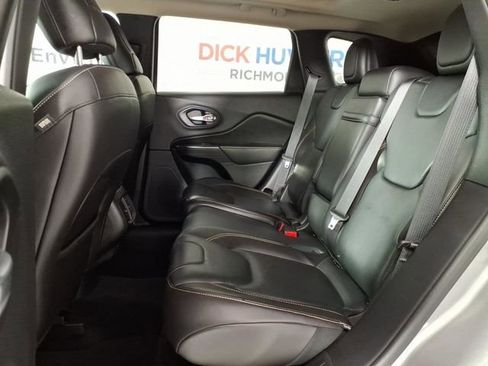 Used 2015 Jeep Cherokee Limited image 9