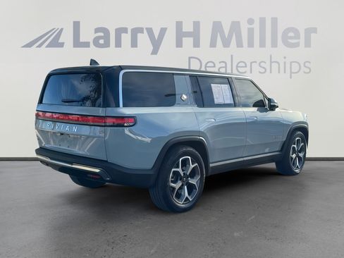 Used 2024 Rivian R1S Adventure image 5