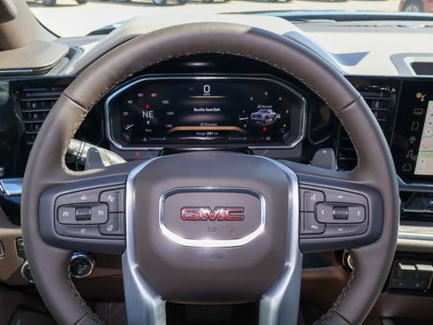 New 2026 GMC Sierra 1500 SLT w/ SLT Premium Plus Package AWD/4WD image 18