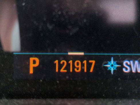 Used 2012 Buick LaCrosse Leather FWD image 9