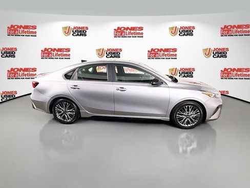 Used 2024 Kia Forte GT-Line w/ GT-Line Premium Package image 17
