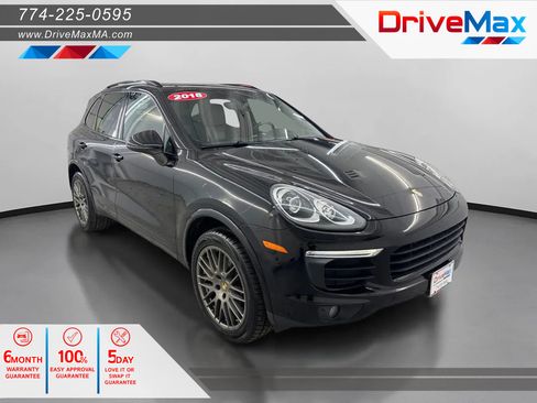Used 2018 Porsche Cayenne image 1