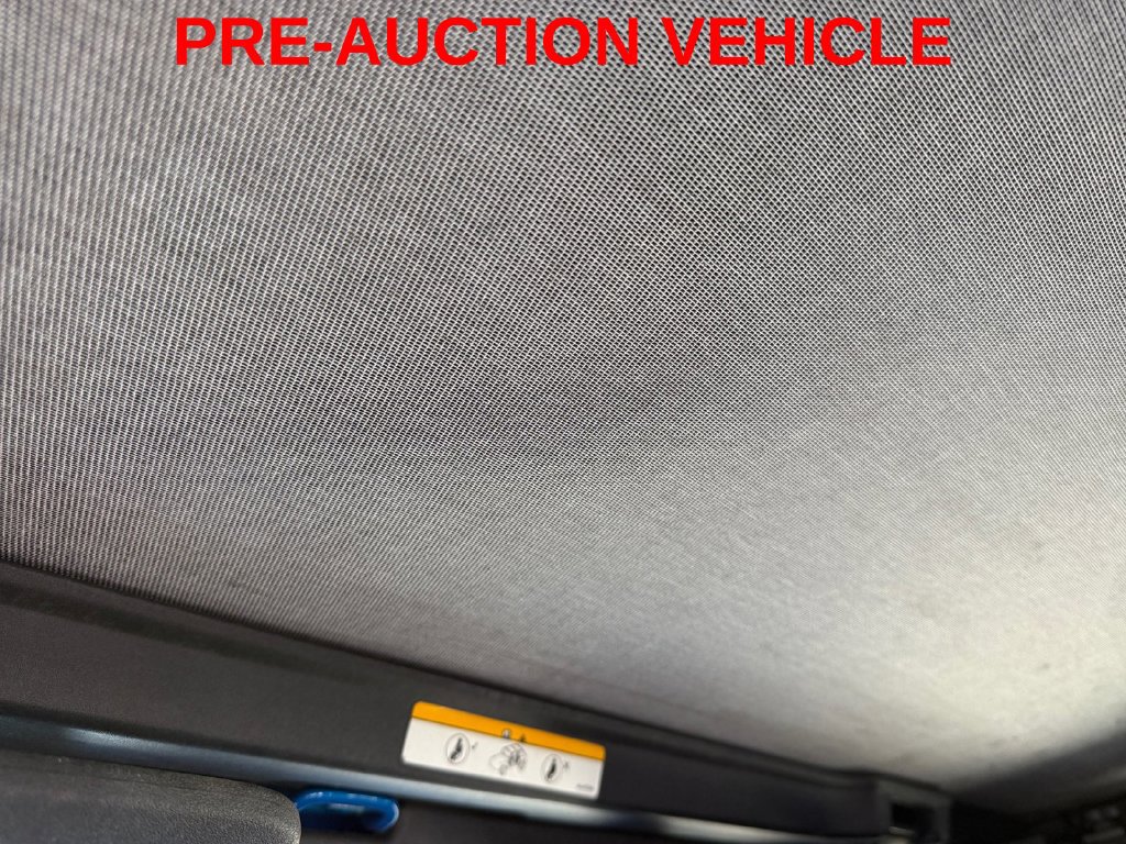 Used 2015 Jeep Wrangler Unlimited Sahara w/ Connectivity Group AWD/4WD image 28