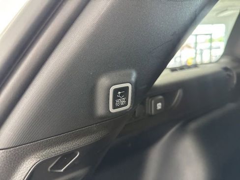 Used 2024 Jeep Grand Cherokee Altitude AWD/4WD image 14