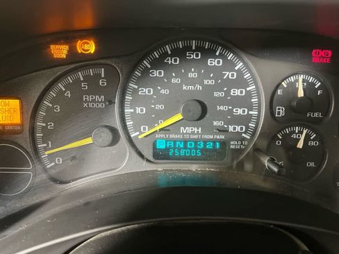 Used 2001 GMC Yukon XL SLT AWD/4WD image 17