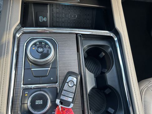 Used 2024 Ford Expedition Max Limited image 33