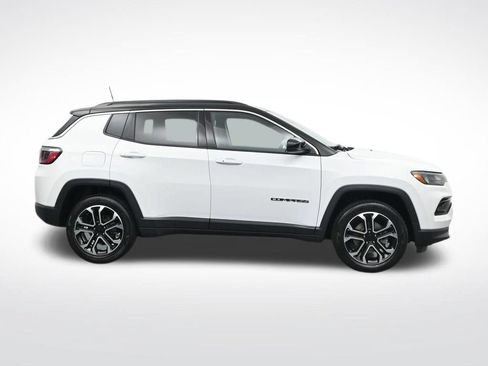 Used 2022 Jeep Compass Limited AWD/4WD image 4