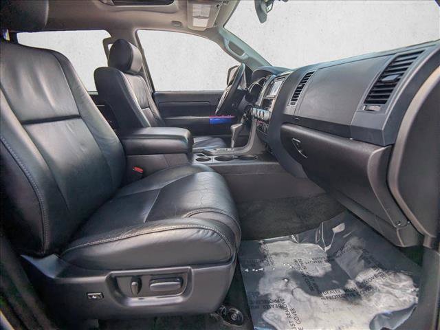 Used 2018 Toyota Sequoia TRD Sport AWD/4WD image 23